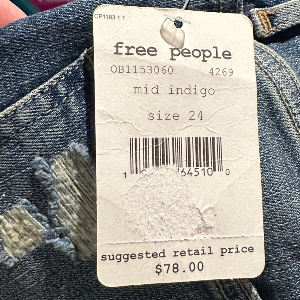 NEW We the Free Classic Blue Skinny Jeans - Picture 2 of 8